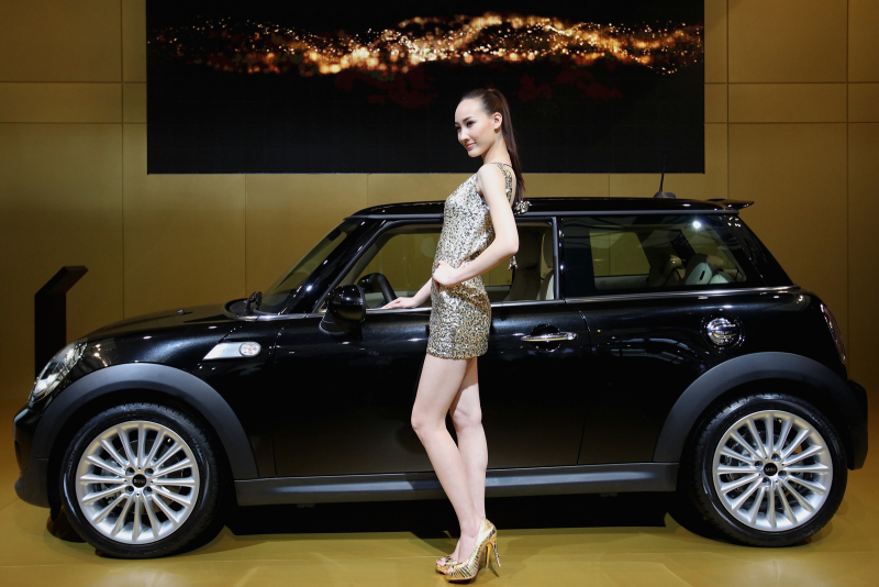 Illustration for article titled The booth professionals of the Shanghai Motor Show